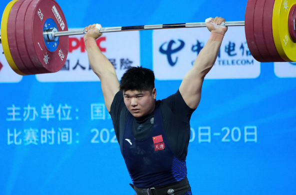 十五运会“举重之乡”见证传承与突破