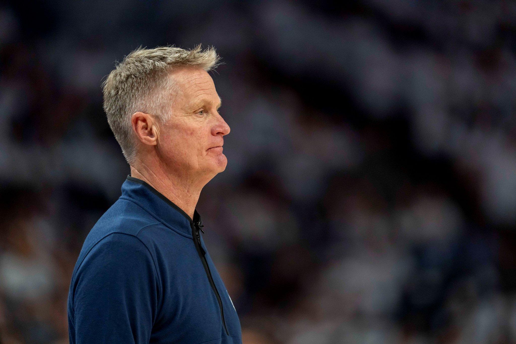 今日库巴追等6人缺阵！明天背靠背打公牛谁能上？科尔：暂不确定