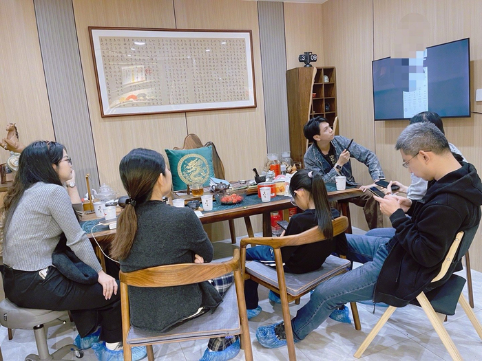 茶香中探讨财富轨迹与家排，古老智慧与现代觉察交融