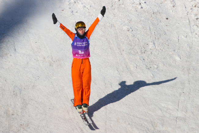 自由式滑雪空中技巧世界杯 中国选手包揽冠亚军