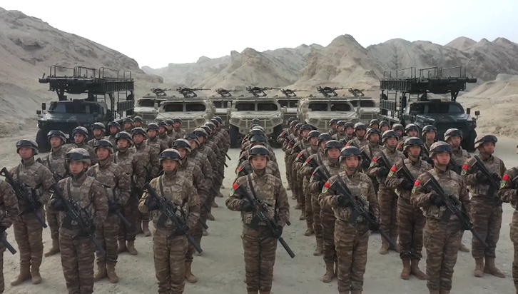 独家视频丨习近平春节前夕慰问部队 向全体人民解放军指战员武警部队官兵军队文职人员预备役人员和民兵致以新春祝福