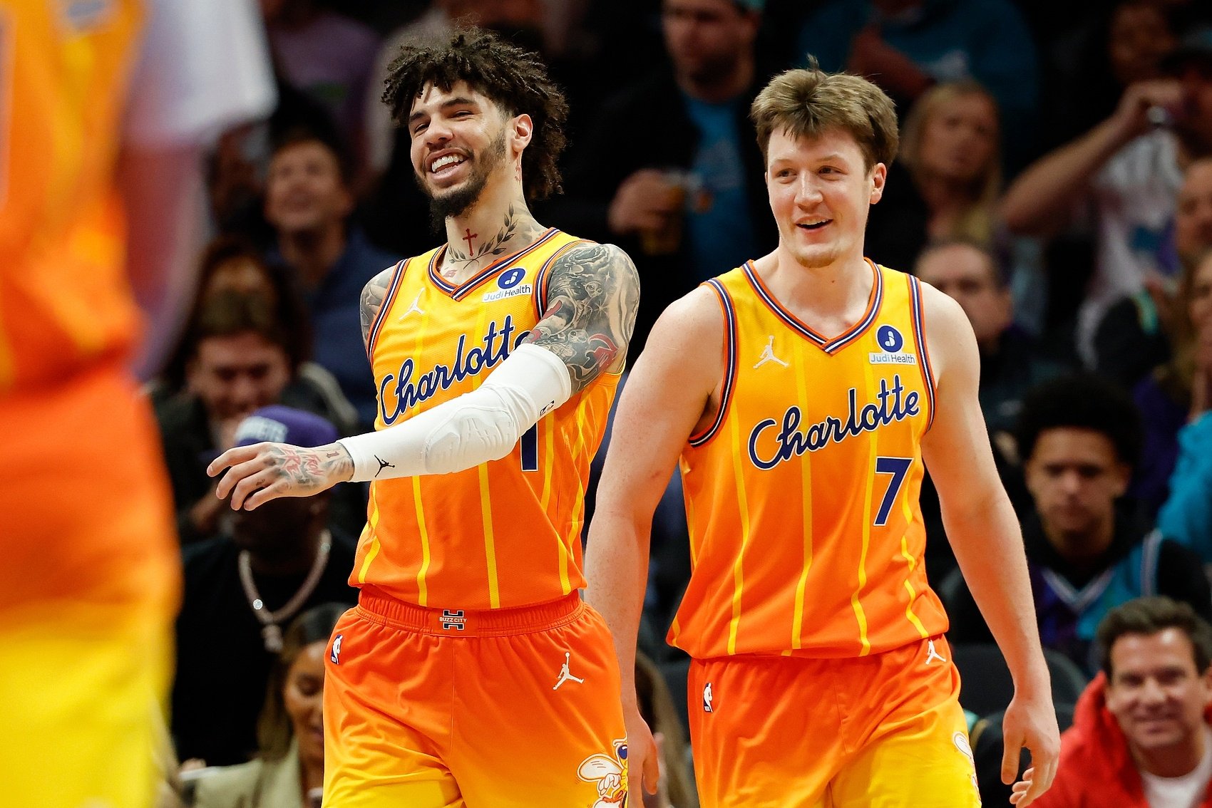 6连胜！媒体人：黄蜂开始有点重建累积了天赋的青年军样子了